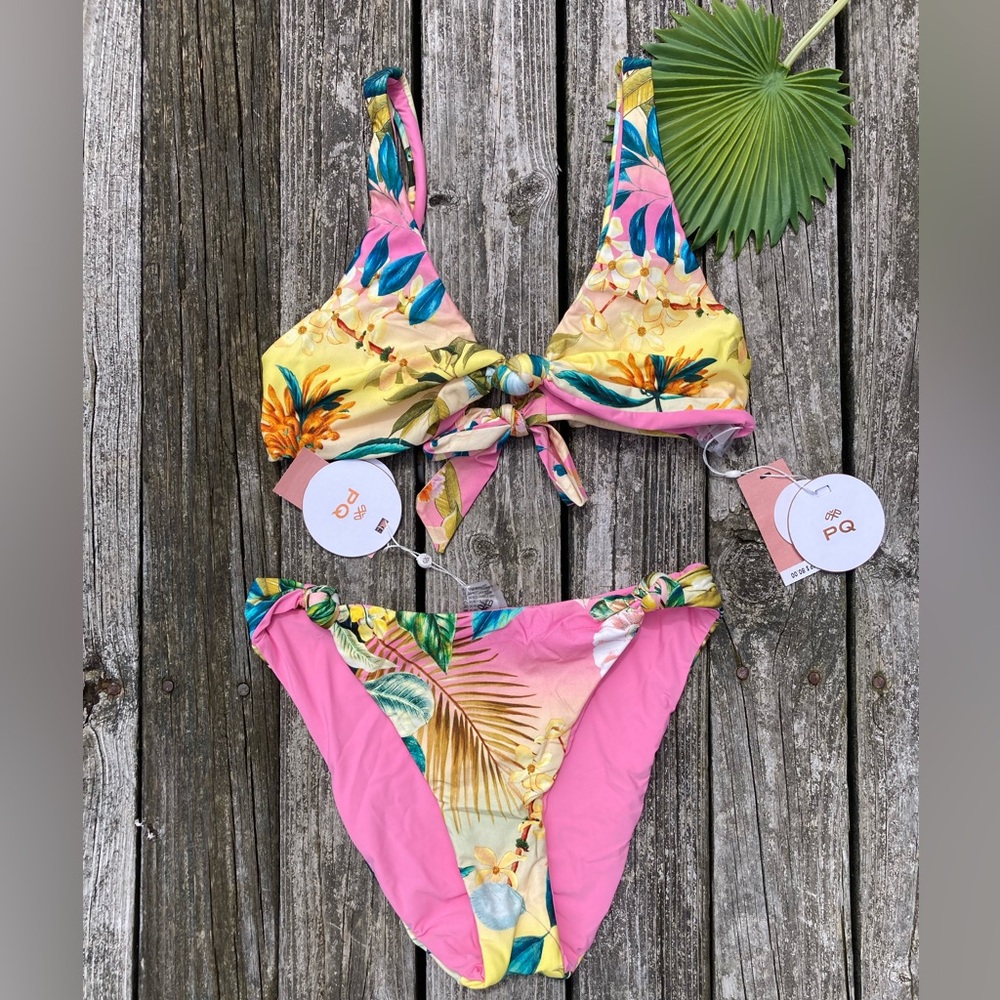 PQ SWIM Set - Tropical Reversible Drew Knot Top & Bottoms - S - Picture 3 of 17